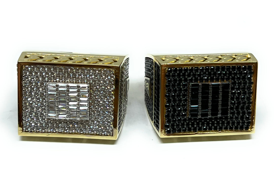 HIJONES Anello Uomo In Acciaio Inox Con Lettera Square Boss E Zirconi - Gioiello Lucky Rich