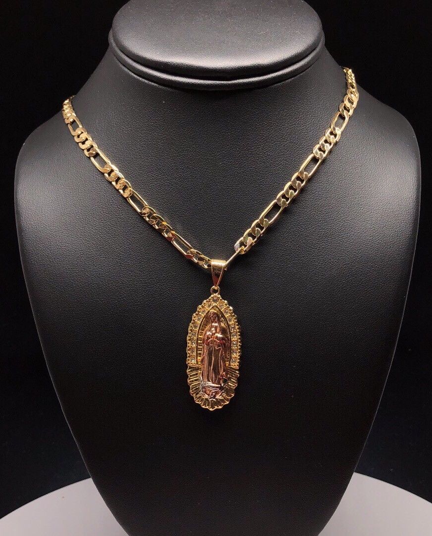 Collier Notre Dame De Guadalupe Laminé Or - Cadeau Religieux, Femme, Couleur Or, Neuf Sans Emballage