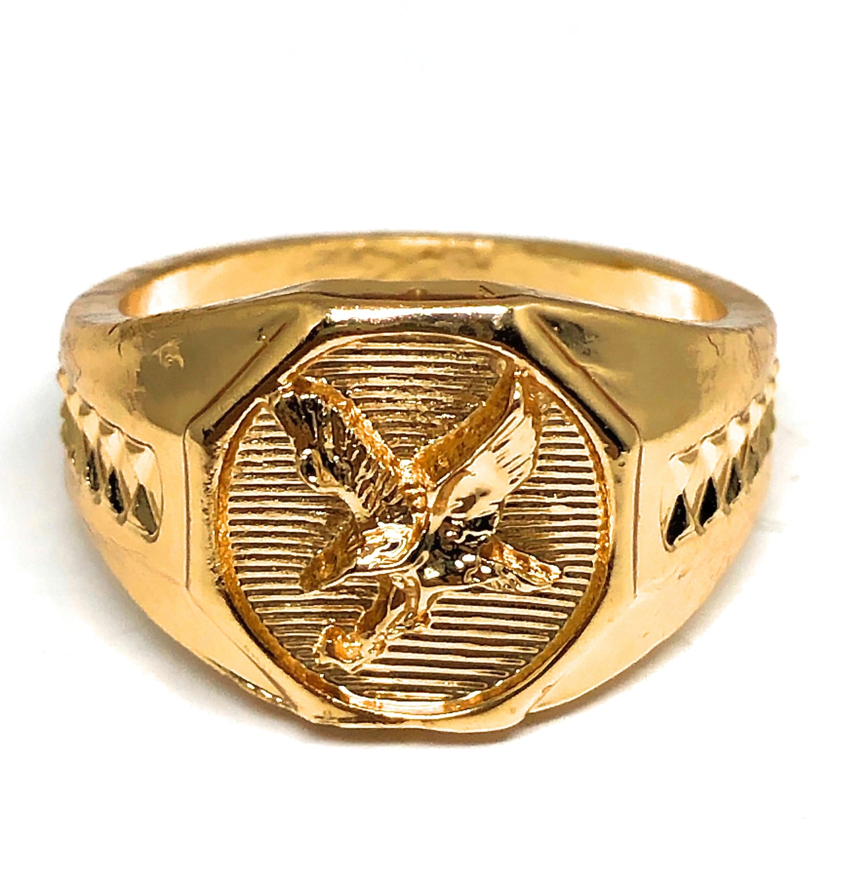9ct Yellow Gold Eagle Onyx Gents Ring - Size U|Miltons Diamonds
