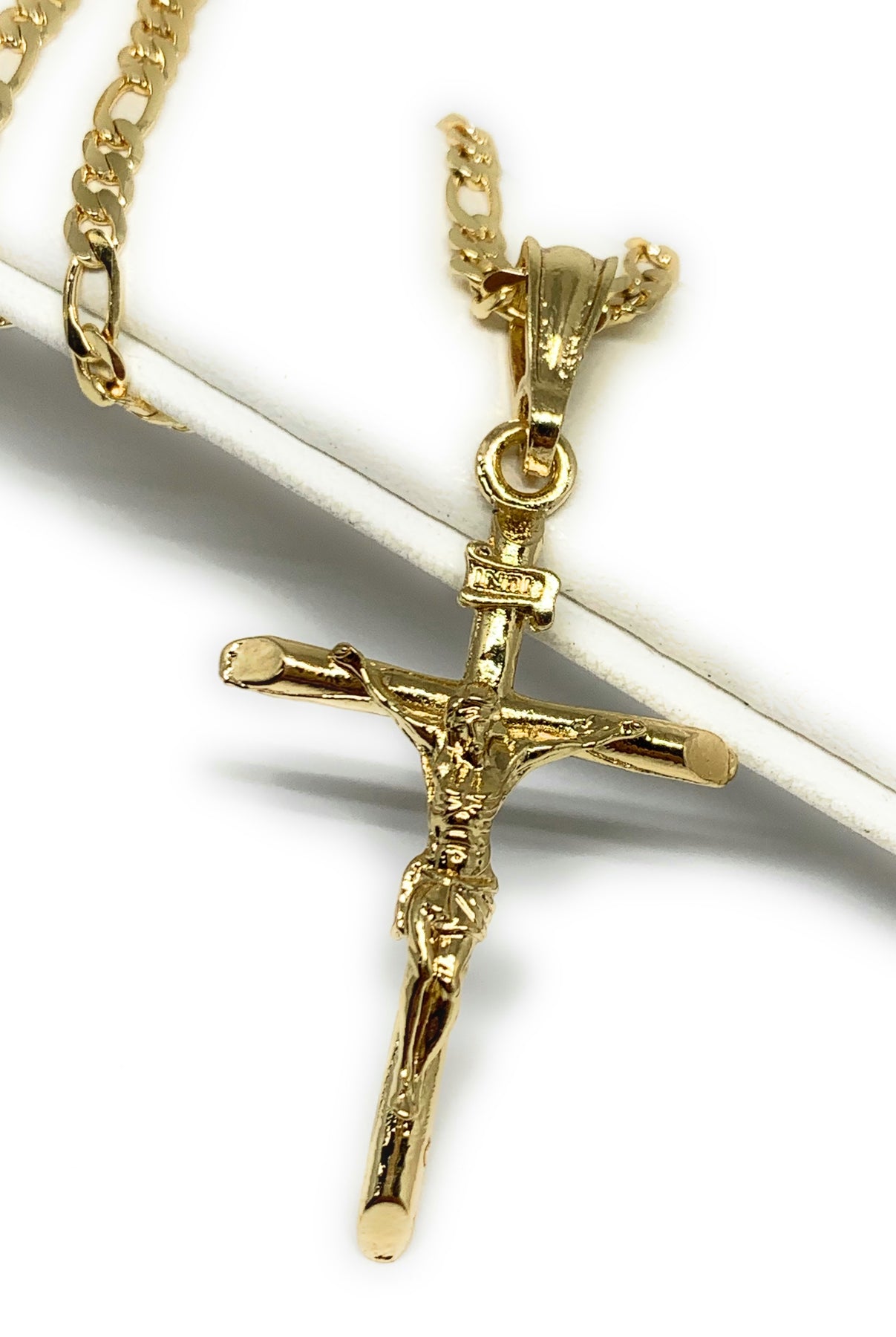 14K Yellow Gold Crucifix Meda | Don Roberto Jewelers
