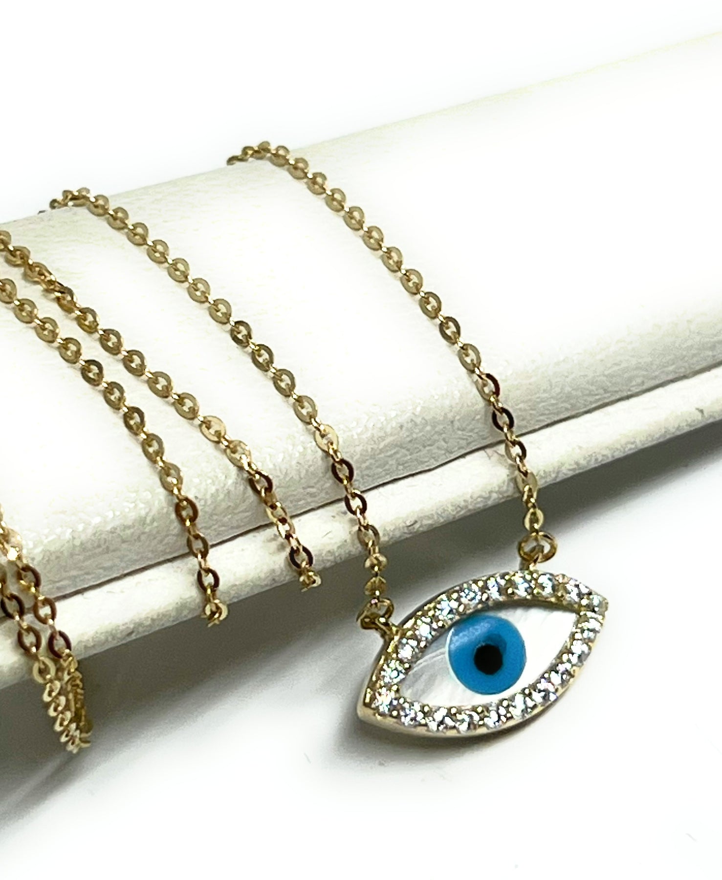 Buy Golden Guardian Evil Eye gold Necklace- Joyalukkas