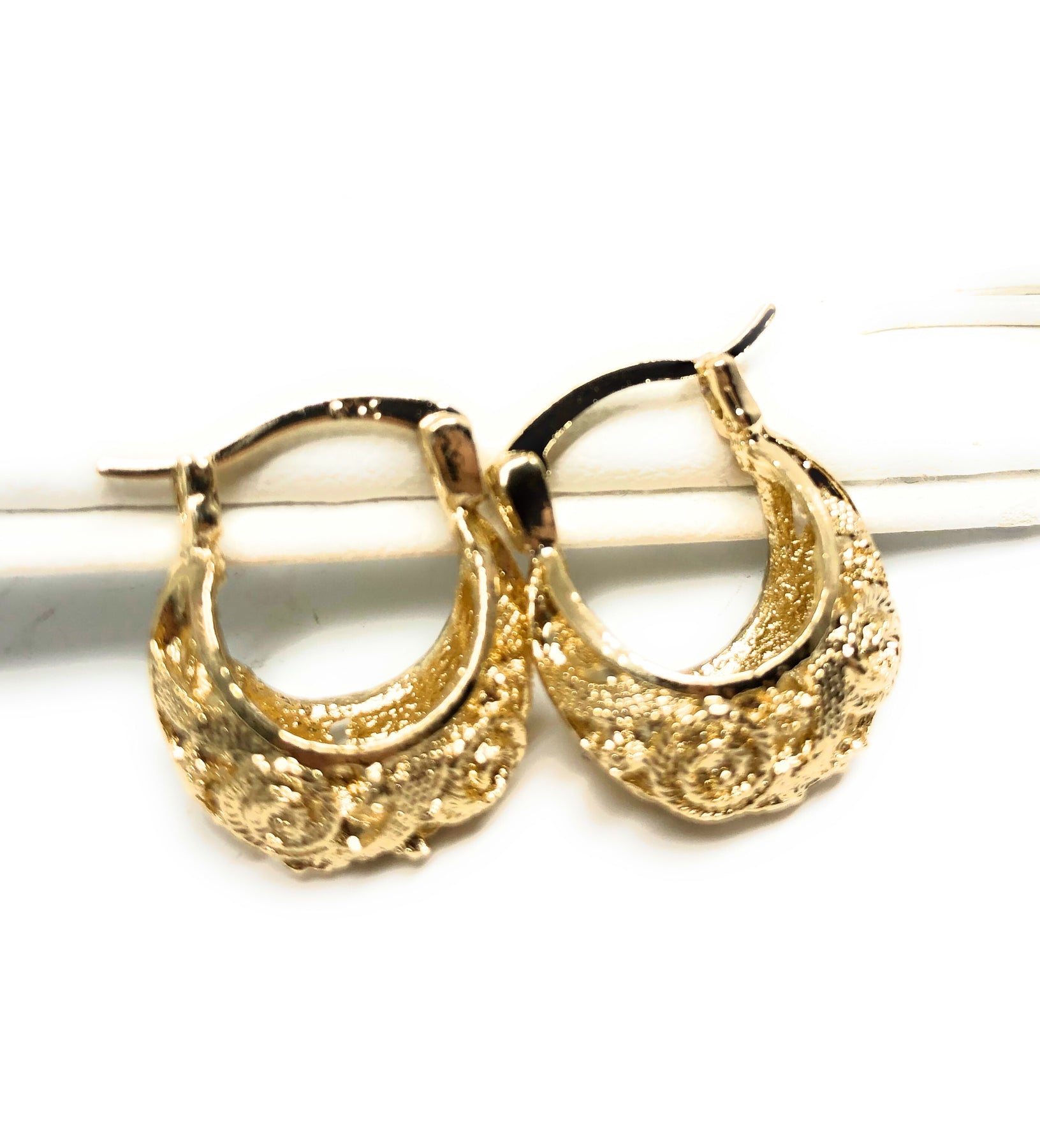 Gold Plated Kids Filigrana Basket Earrings Aretes Canasta Oro